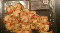Queues de crevettes cuites