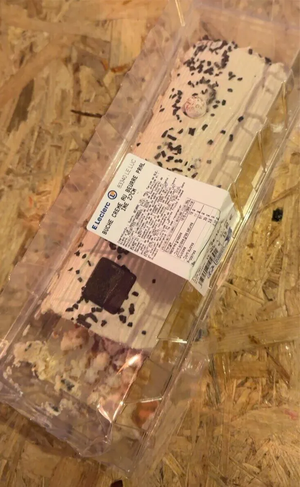 Buche creme au beurre praline