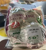 Betteraves rouges entieres epluchees