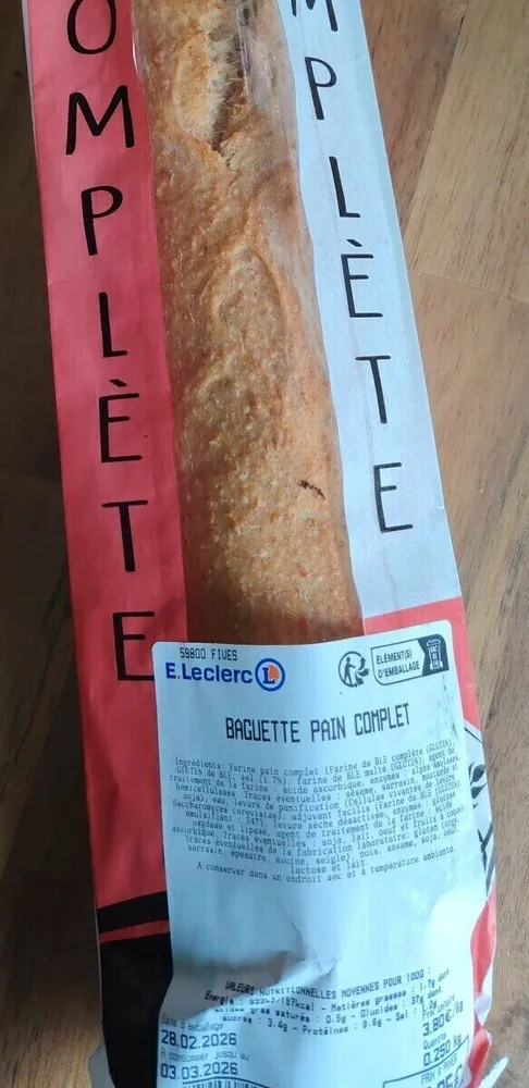 Baguette pain complet