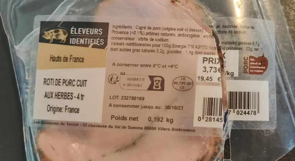 Rôti de porc cuit aux herbes