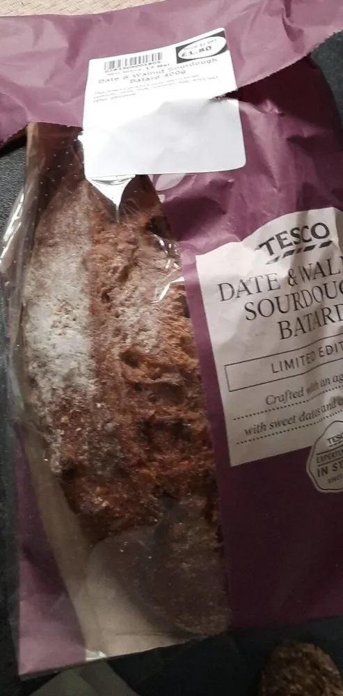 Date and walnut sourdough bread