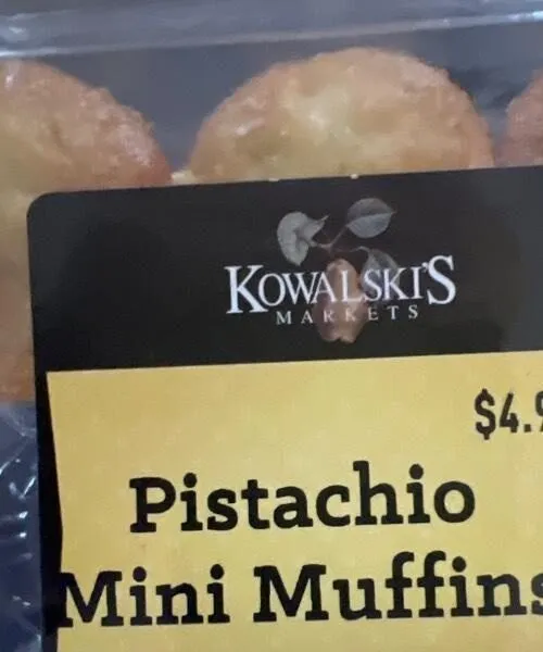 Pistachio mini muffins