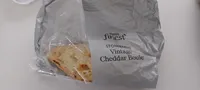 Vintage cheddar boule