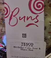 Tesco Birthday Cake Tear & Share Bun