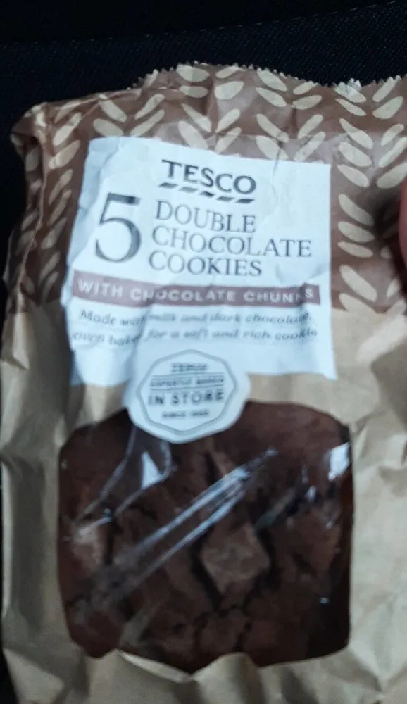 5 double chocolate chip cookies