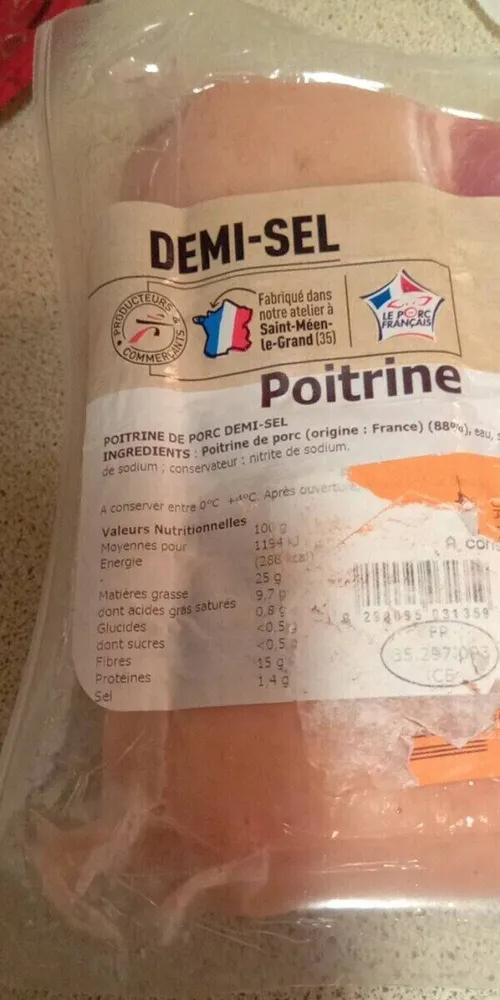 Poitrine demi sel