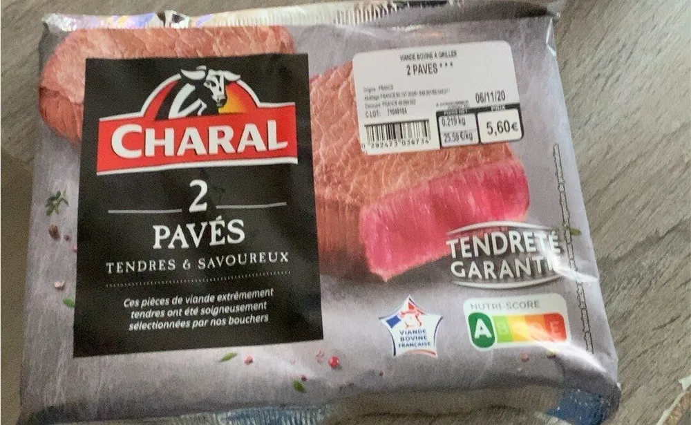 2 PAVÉS