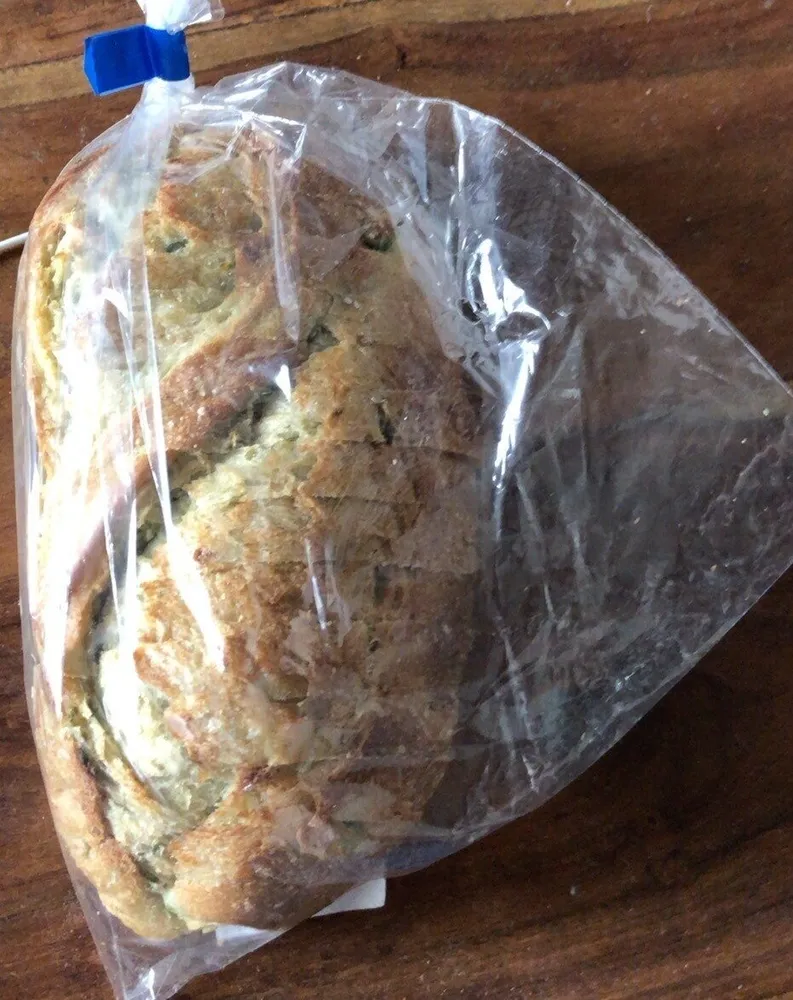 Pain à la farine de légumineuses, épinards, courgettes
