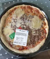 Pizza bolognaise
