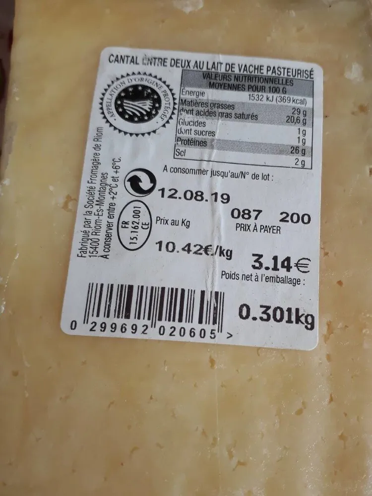 Cantal entre deux au lait de vache pasteurisé