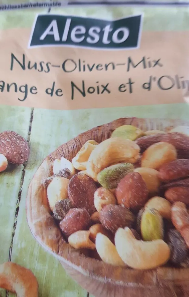 Mélange de Noix et d'olives