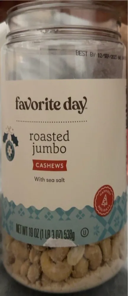 Roasted jumbo cashews