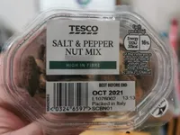 Salt and pepper nut mix