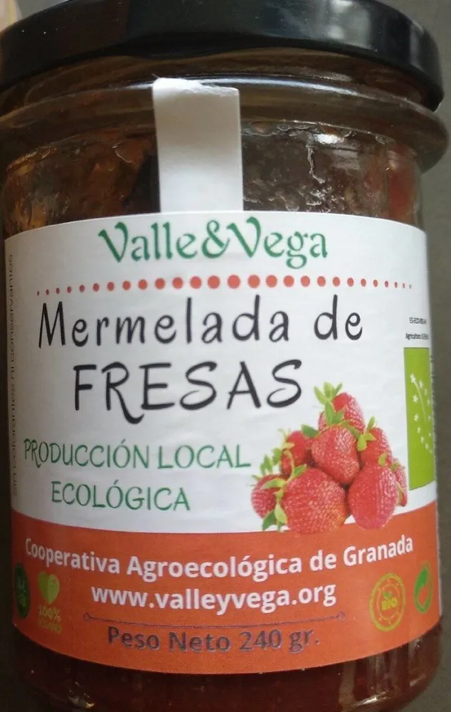 Mermelada de fresas. Producción local ecológica