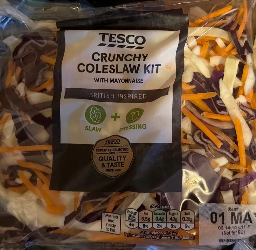 CRUNCHY COLESLAW KIT WITH MAYONNAISE