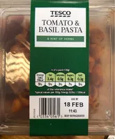 Tomato & basil pasta
