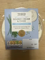 Tesco Reduced Fat Sour Cream & Chive Dip