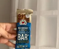 Granola Bar chocolate &cocoa cream