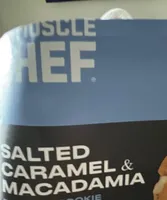 Salted caramel & macadamia protein cookie
