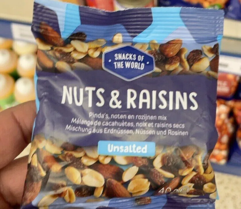 Nuts&raisins