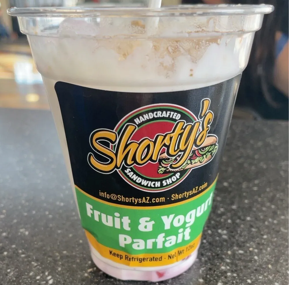 Yogurt parfait