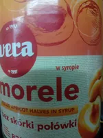 Morele w puszce