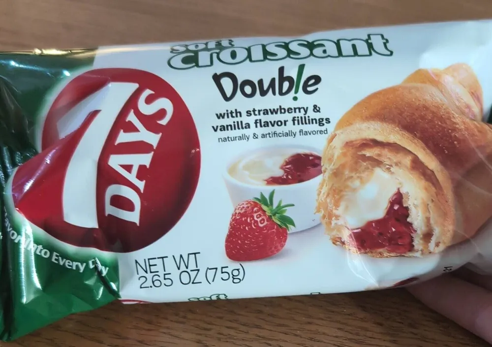 Soft Croissant With Strawberry And Vanilla Flavor Fillings