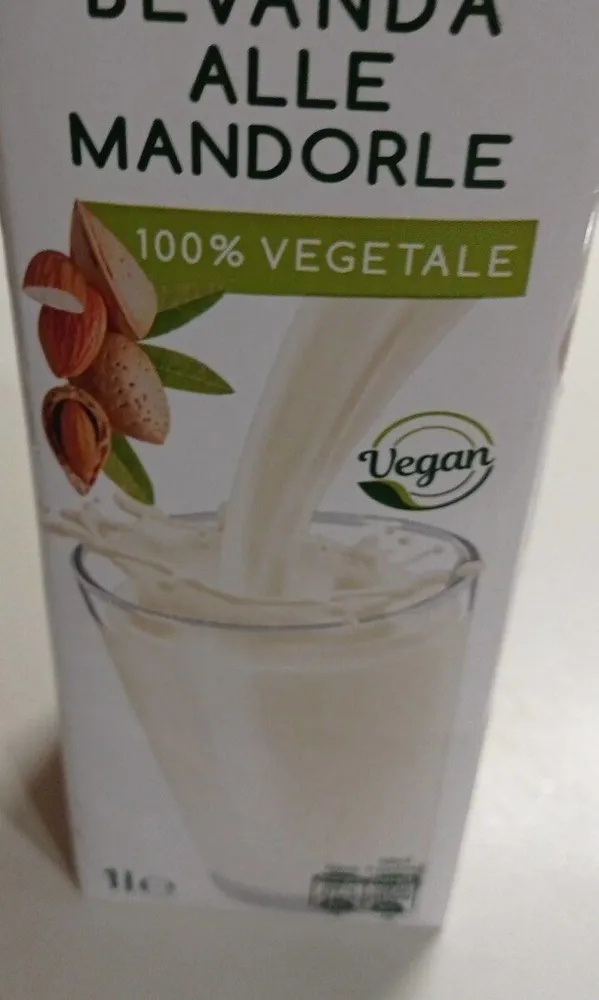 Bevanda alle mandorle