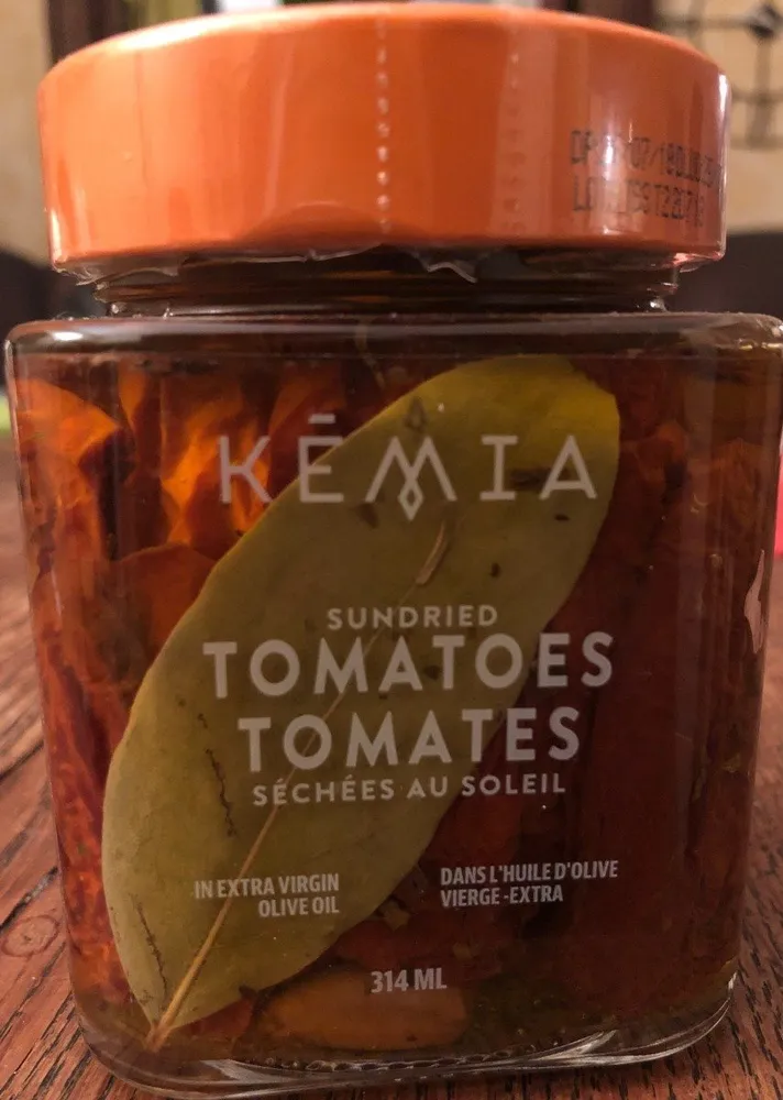 Tomates sechees au soleil