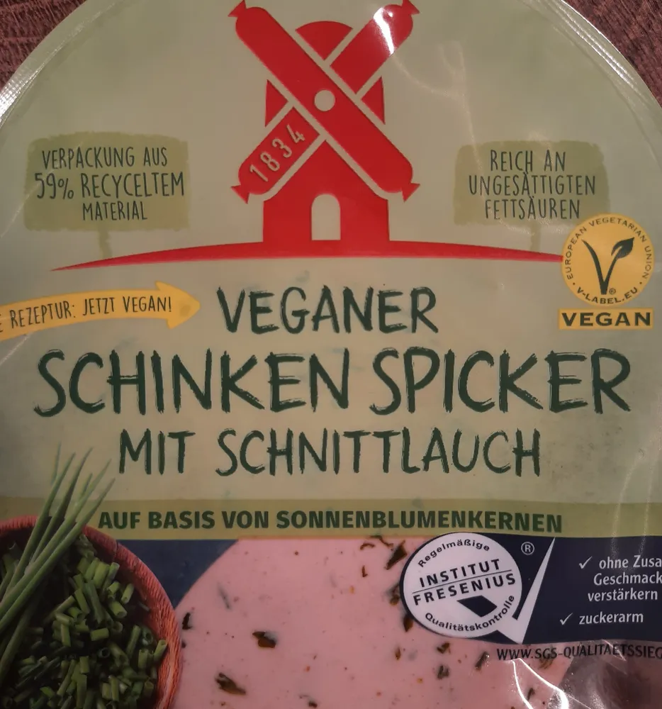 Veganer Schinkenspicker mit Schnittlauch