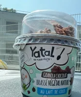 Brassé végétal nature au lait de coco   Granola chocolat
