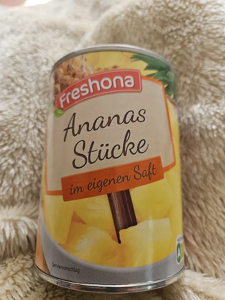 Ananas Stücke im eigenen Saft