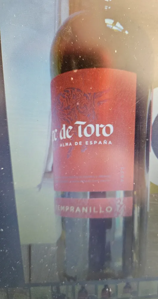 Sangria de Toro White Wine