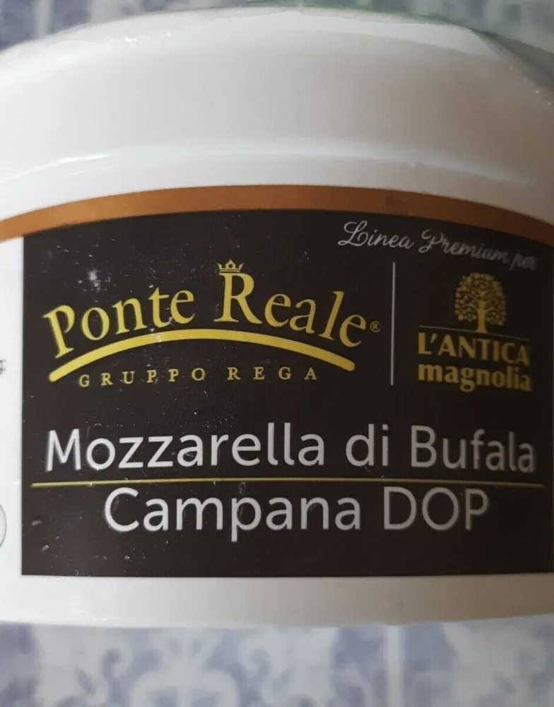 Mozzarella di bufala campana DOP