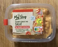 Veganer Feinkost-Mix Salat wie pikanter Fleischsalat