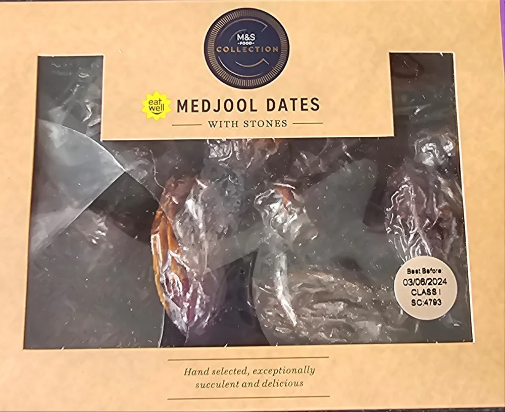 M&S Collection Medjool Datea