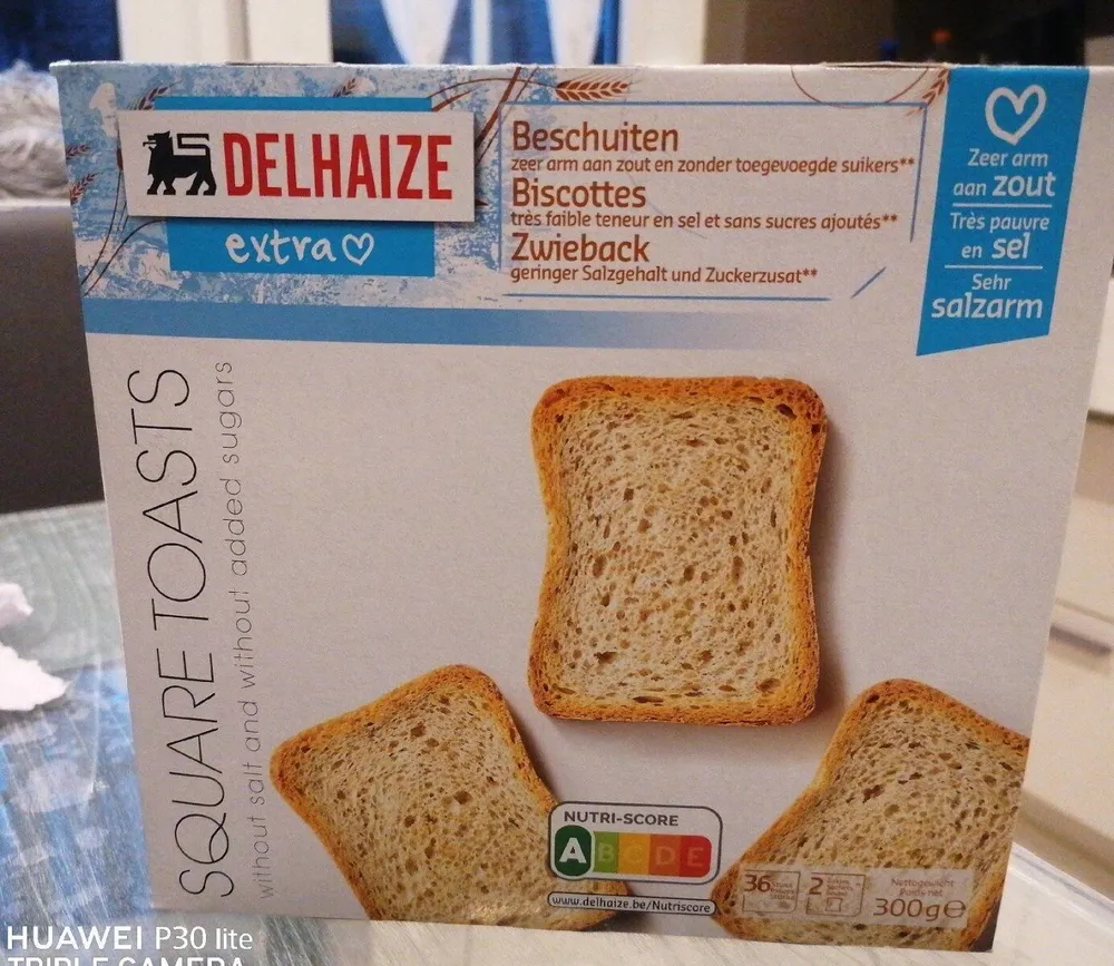 Square toasts