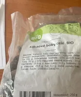 Kakaové boby celé