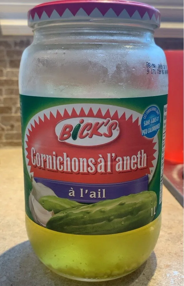 Cornichons à l’aneth à l’ail