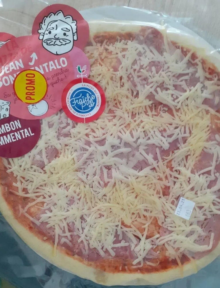 Pizza jambon emmental