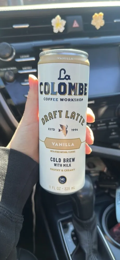 Draft Latte Vanilla Cold Brew with Milk