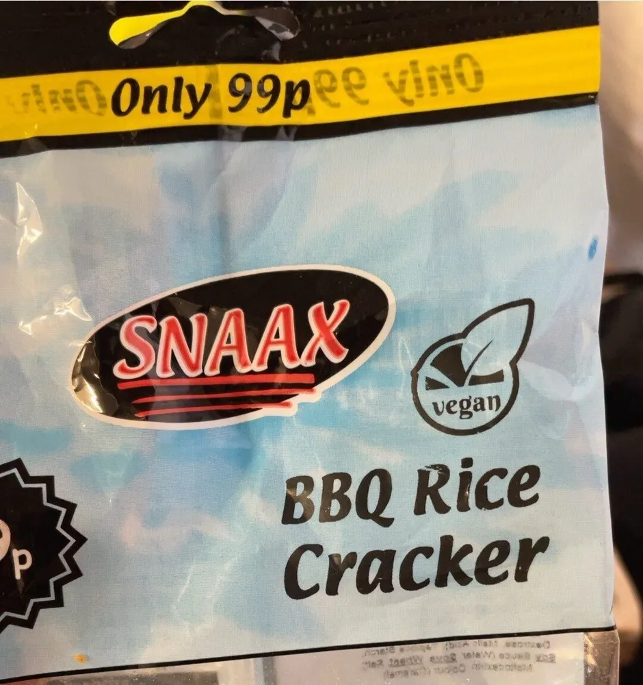 Bbq rice crackers