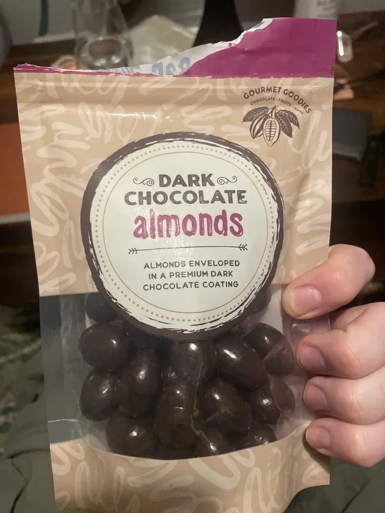 Dark chocolate almonds