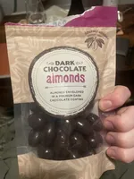 Dark chocolate almonds
