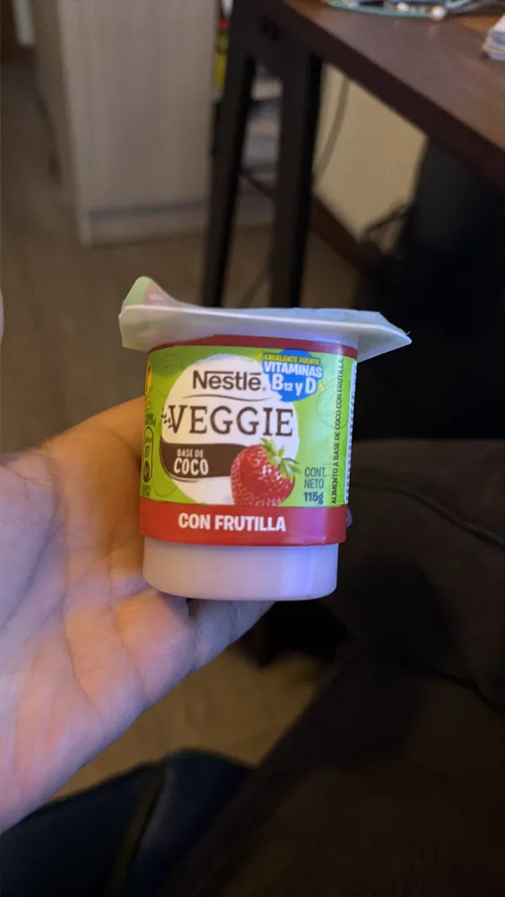 Nestlé Veggie Base de Coco Con Frutilla
