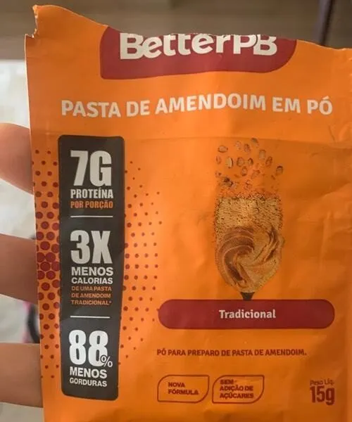 Pasta de amendoim em pó