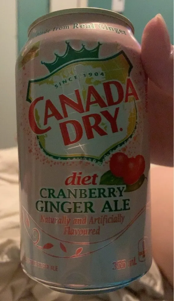 Diet cranberry ginger ale