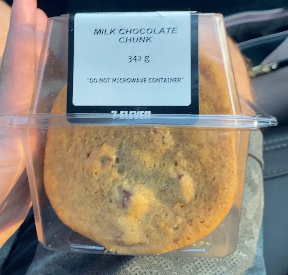 Milk chocolate chunk