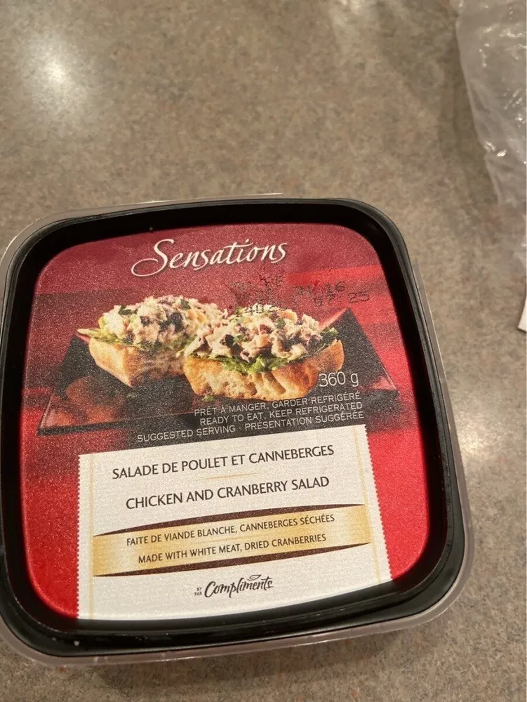 Sensations salade de poulet et canneberges